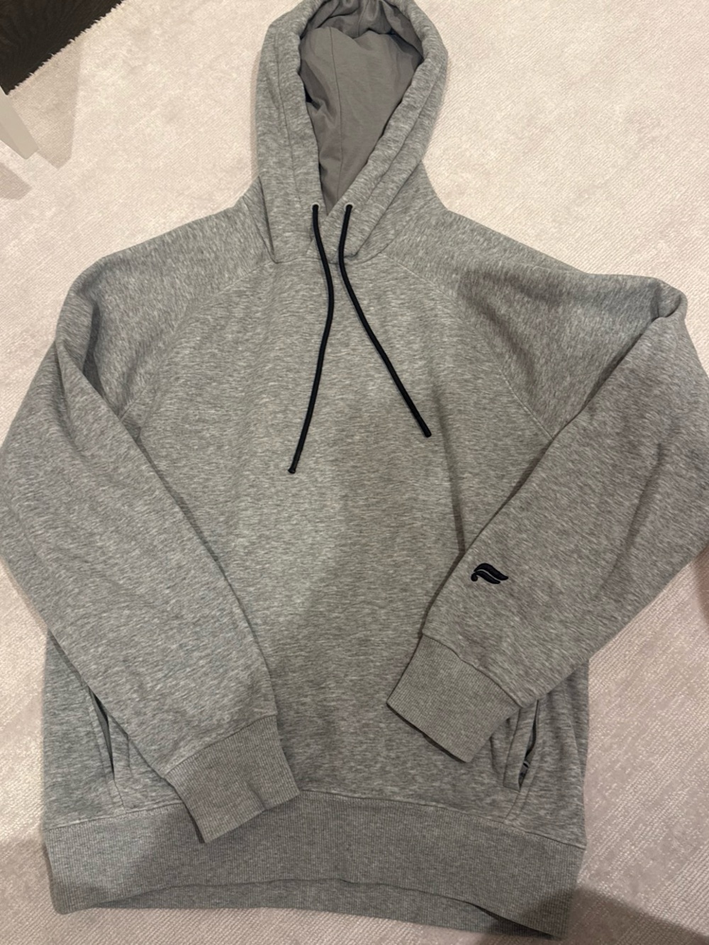 Fabletics Men's Heather Gray Pullover Hoodie with Black Drawstrings